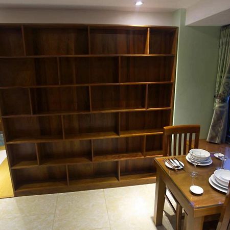 Poonsa Nguyen Phong Sac Apartment Ханой Екстериор снимка
