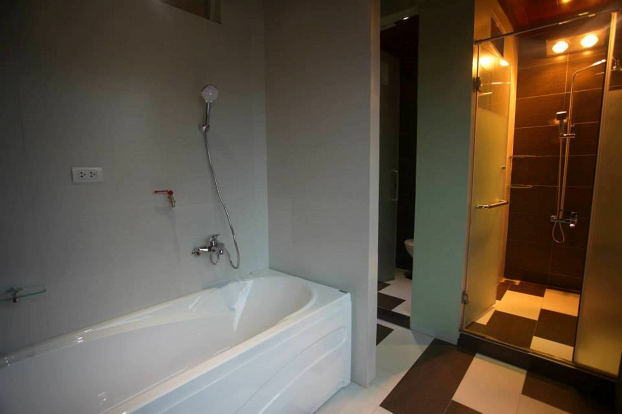Poonsa Nguyen Phong Sac Apartment Ханой Екстериор снимка