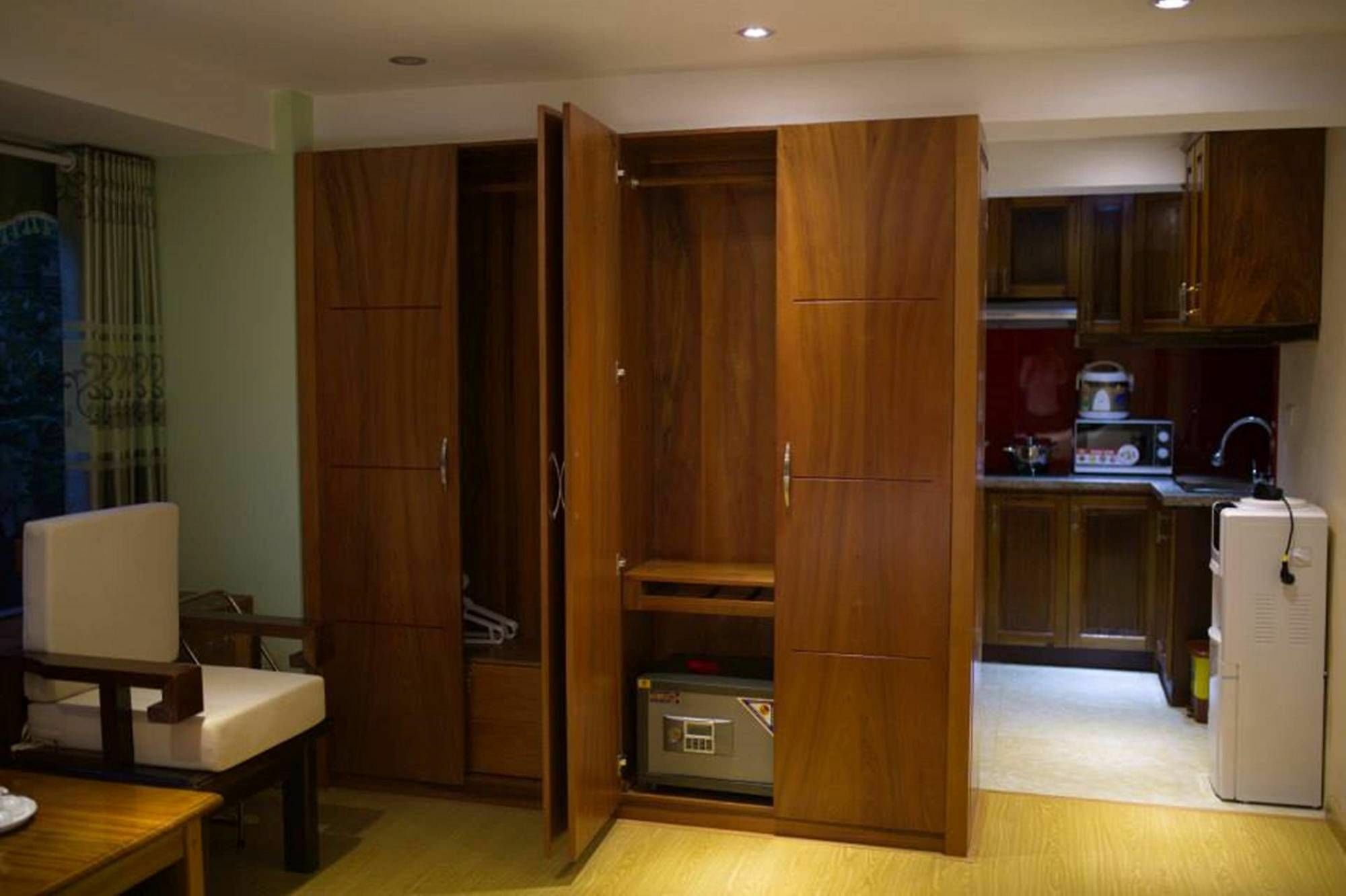 Poonsa Nguyen Phong Sac Apartment Ханой Екстериор снимка