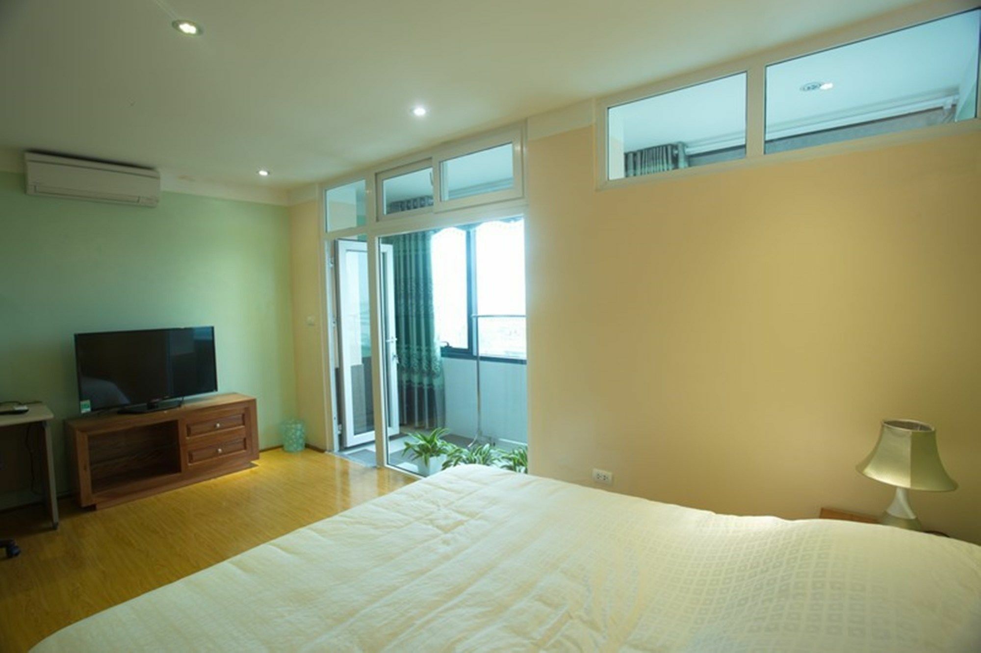 Poonsa Nguyen Phong Sac Apartment Ханой Екстериор снимка